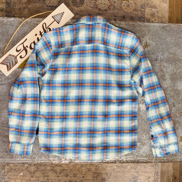 SOLD Patagonia LW Fjord Flannel SOLD - Picture 8 of 9